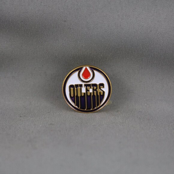 Edmonton Oilers Pin (VTG) - Original Logo - Stamped Pin - Picture 3 of 3
